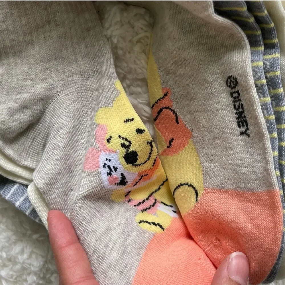 Disney Winnie the Pooh Mid Crew Socks 5 Pairs NEW Size 9-11 Womens Gray Tan